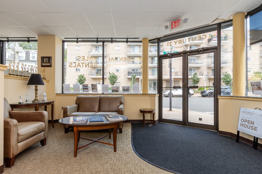 More Photos Of 136 Tremont St, Brighton General Retail For Sale