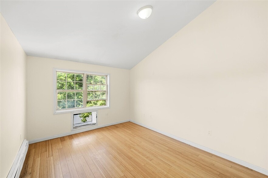 More Photos Of 22612 146th Ave, Springfield Gardens Multifamily For Sale