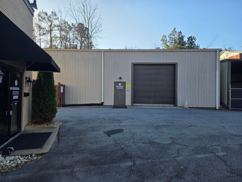 More Photos Of 138 Moose Loop Rd, Canton Warehouse For Lease