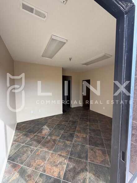 More Photos Of 459 N Old Highway 91, Hurricane Warehouse For Lease