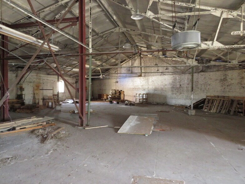 More Photos Of 224 Main St, Marseilles Industrial For Sale