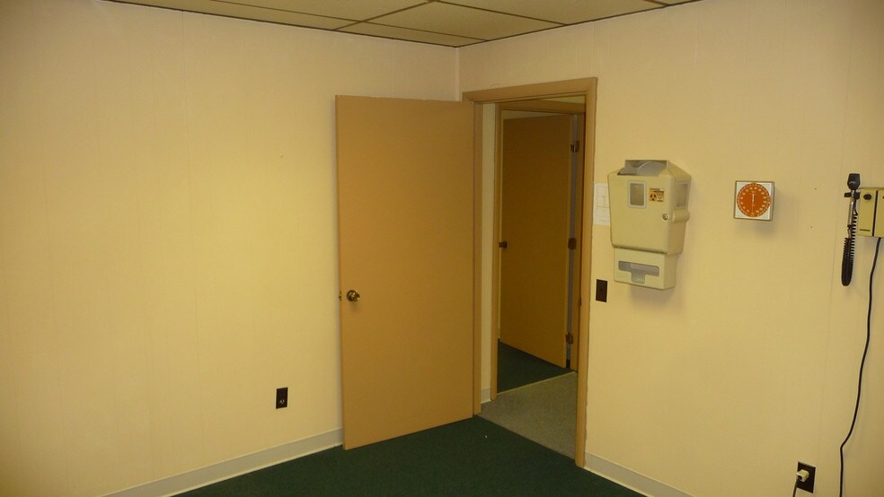 More Photos Of 215-225 S Allison Ave, Xenia Medical For Sale