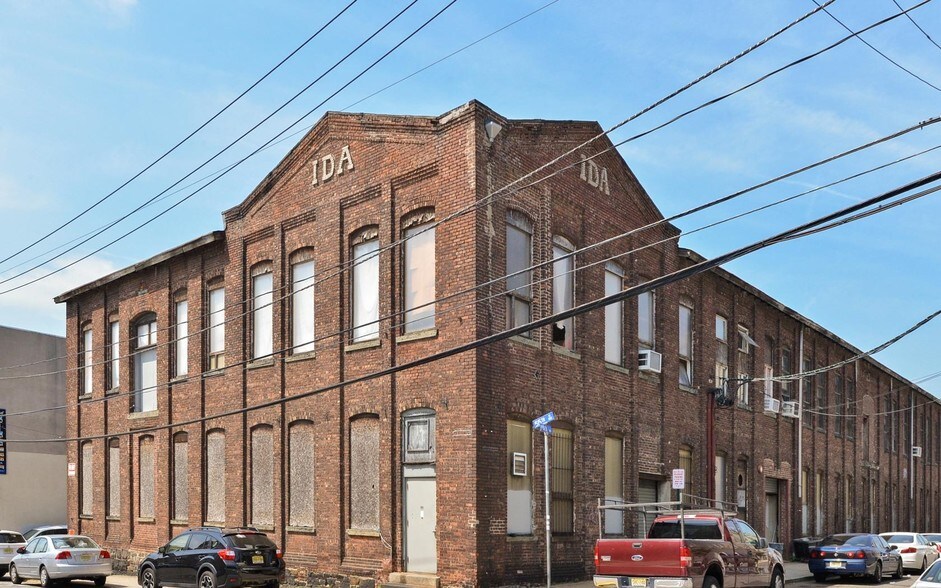 Primary Photo Of 560 55th St, West New York Manufacturing For Lease