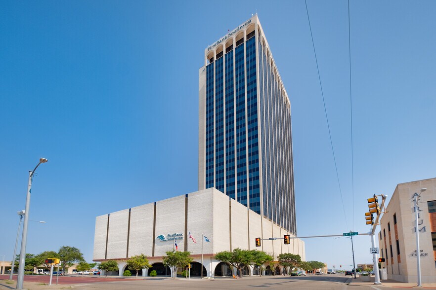More Photos Of 600 S Tyler St, Amarillo Office For Lease