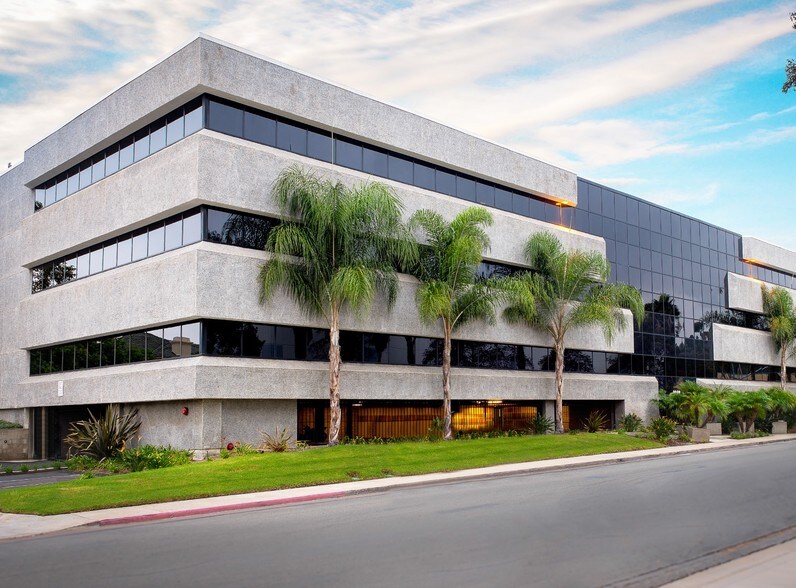 Primary Photo Of 9988 Hibert St, San Diego Office For Lease