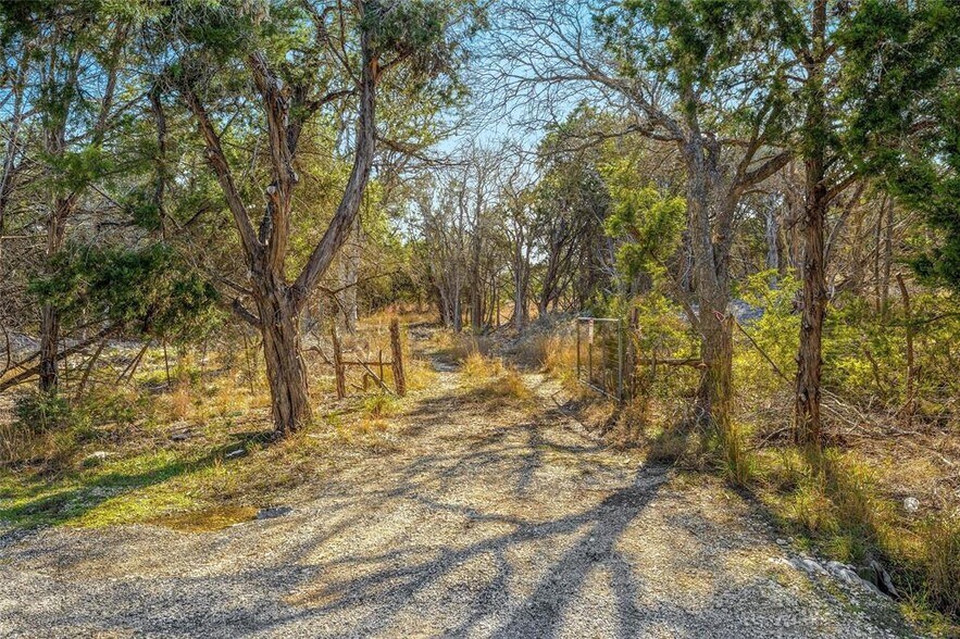 More Photos Of 10107 Davy Crockett Dr, Austin Land For Sale