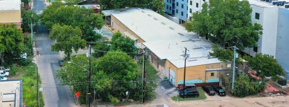 Primary Photo Of 1400 E 4th St, Austin Flex For Lease