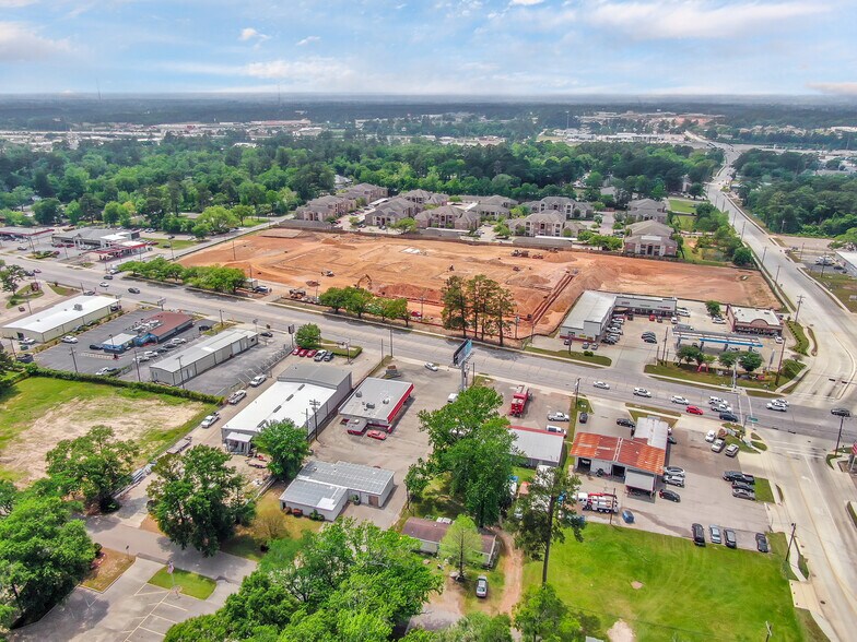 More Photos Of 1612 N Frazier St, Conroe Fast Food For Sale