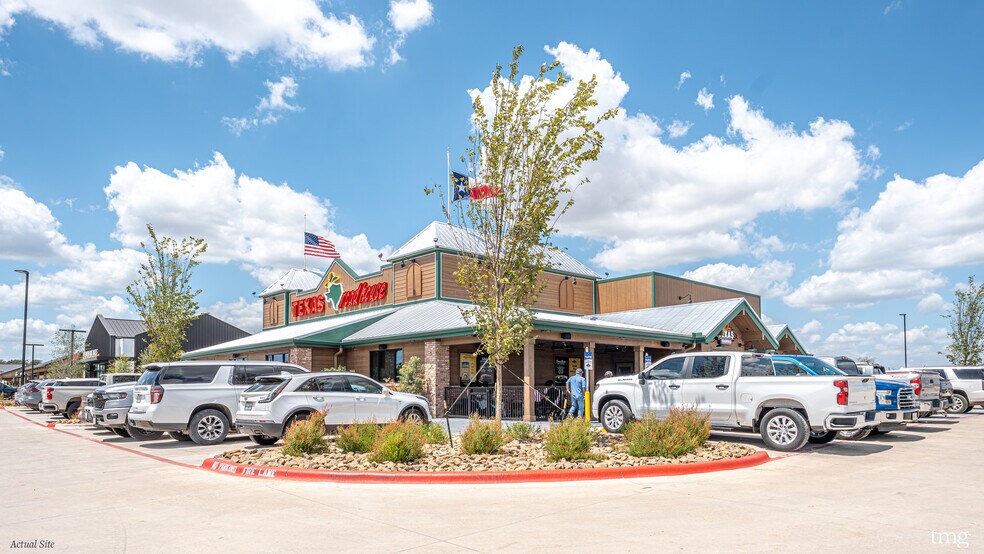 More Photos Of 829 W State Highway 71, Bastrop Restaurant For Sale