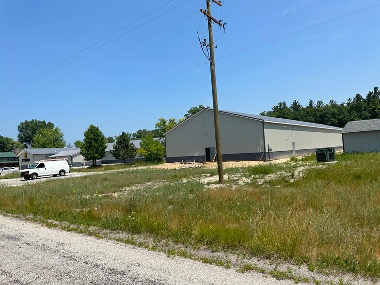 More Photos Of 2429 2 Mile Rd, Bay City Manufacturing For Sale