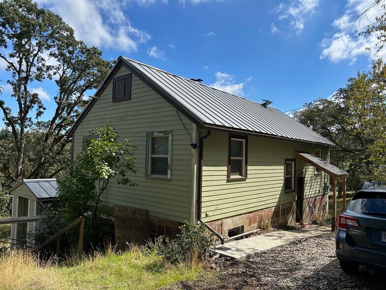 More Photos Of 2080 Riverview St, Eugene Land For Sale