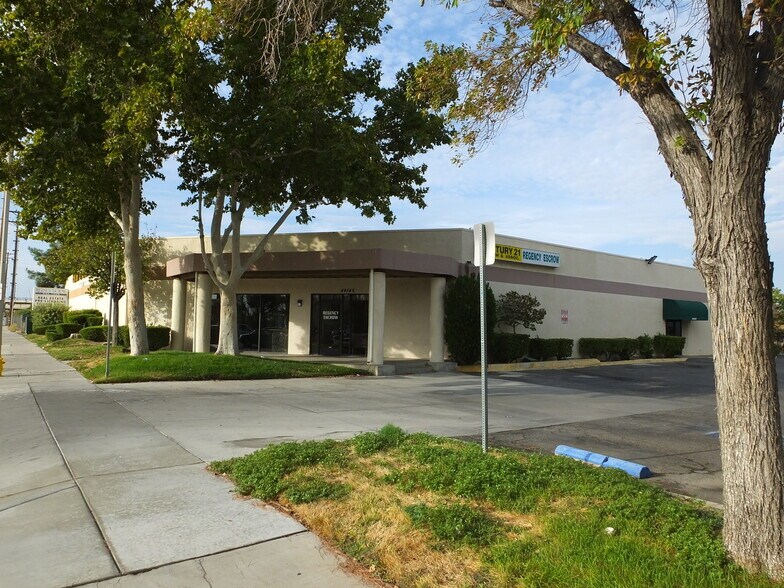 More Photos Of 44143-44147 20th St W, Lancaster Medical For Sale