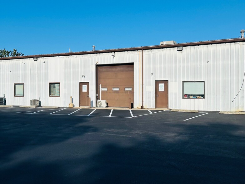 Primary Photo Of 4949 Queen St, Harrisburg Warehouse For Lease