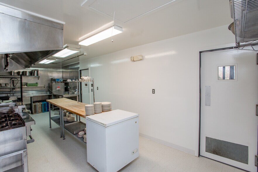 More Photos Of 236 N Union St, Lambertville Restaurant For Sale