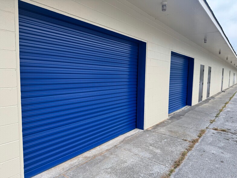More Photos Of 128 Direct Connection Dr, Rossville Warehouse For Lease