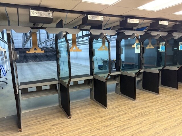 More Photos Of 4811 W Michaels Dr, Appleton General Retail For Sale