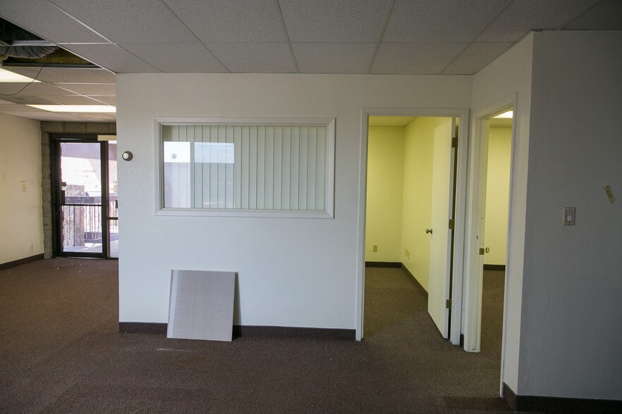 More Photos Of 165 E Southern Ave, Mesa Loft Creative Space For Lease