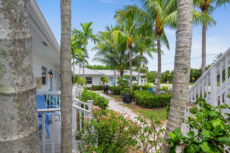 More Photos Of 2502 Tamarind Dr, Hutchinson Island Hotel For Sale
