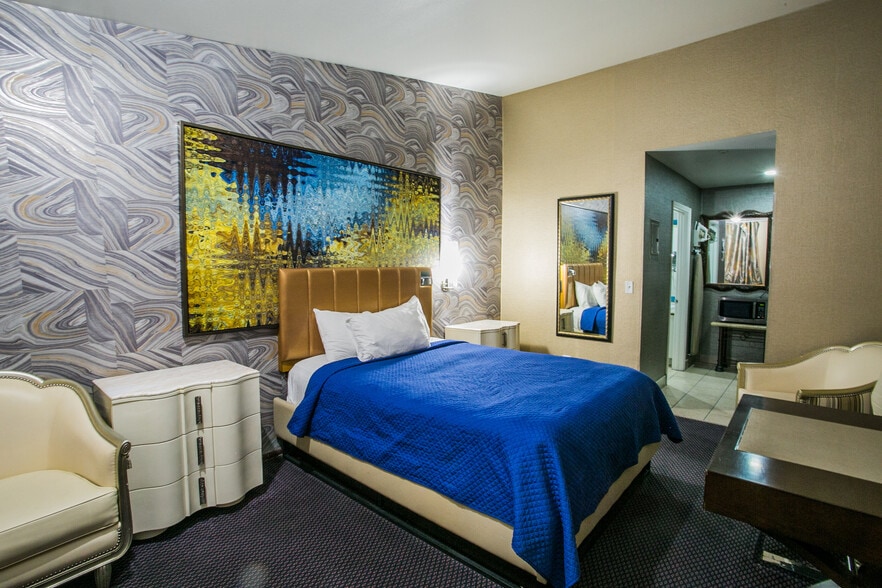 More Photos Of 2855 Fremont St, Las Vegas Hotel For Sale