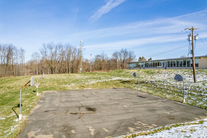 More Photos Of 215 Engle Rd, Industry Schools For Sale
