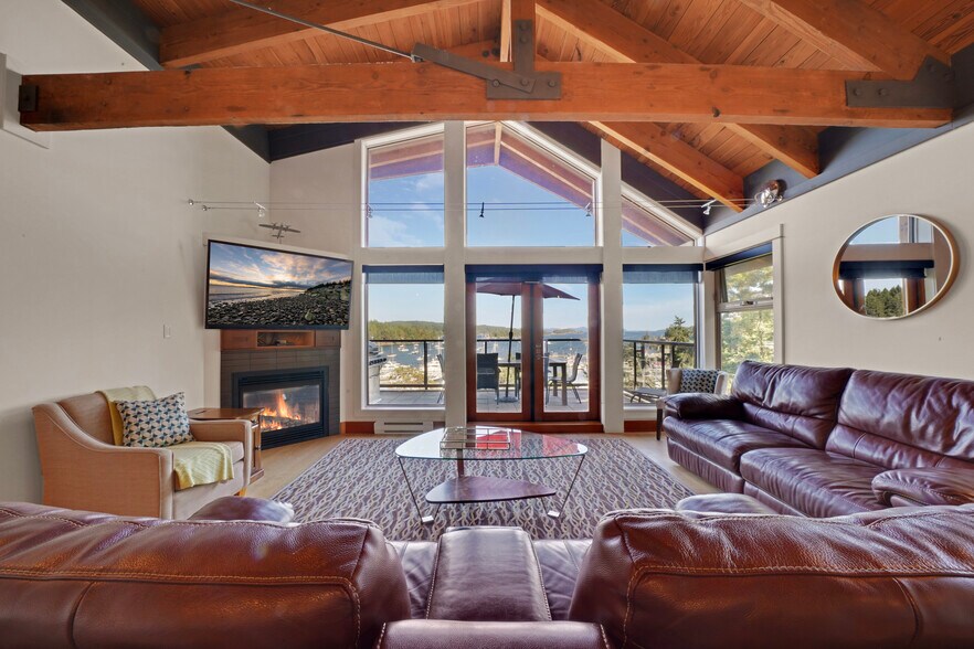 More Photos Of 118 Rainbow Rd, Salt Spring Island Land For Sale