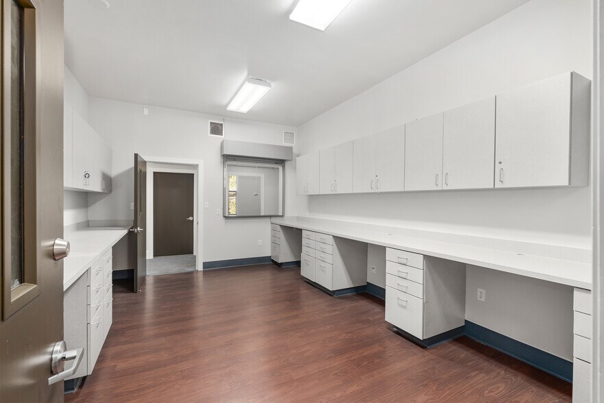 More Photos Of 1014 NW 57th St, Gainesville Medical For Lease