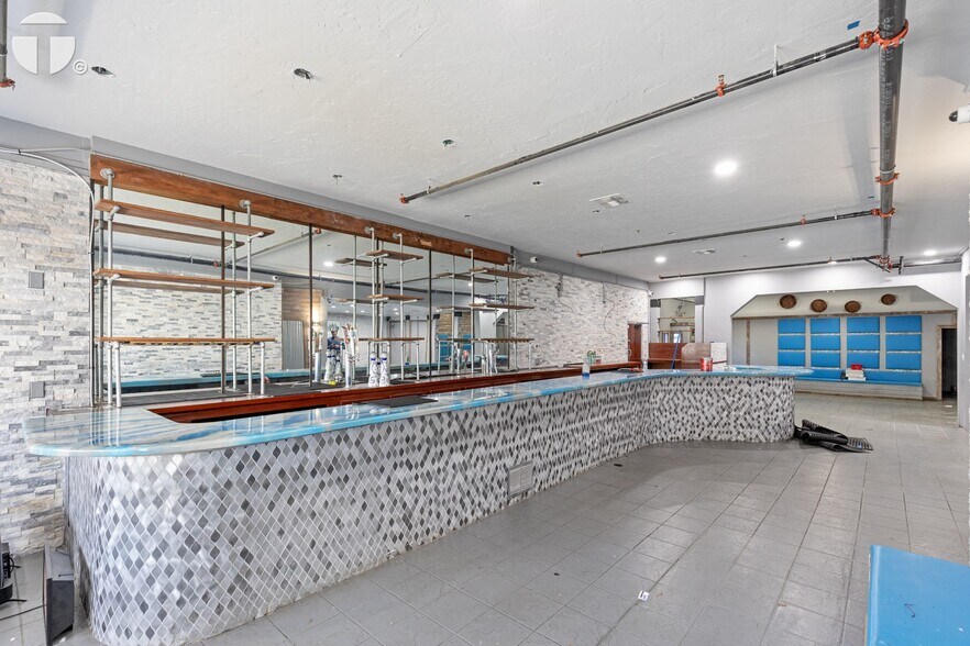 More Photos Of 601-605 15th St, Sacramento Restaurant For Sale