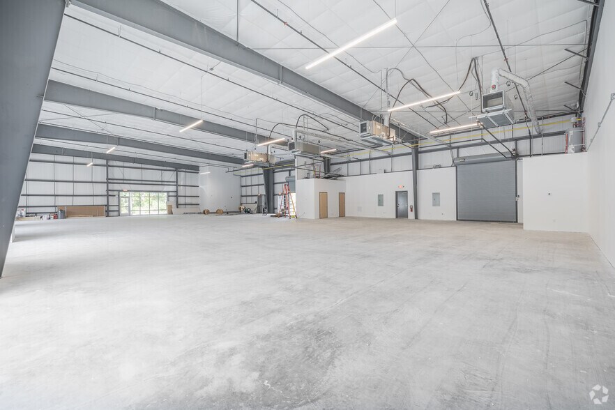 More Photos Of 5301 Indigo Fields Blvd, North Charleston Storefront For Sale