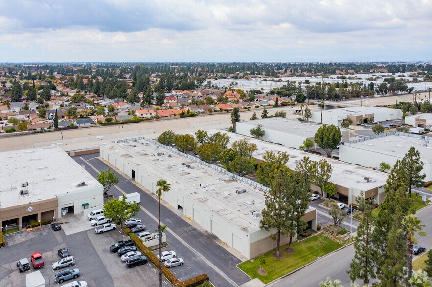 More Photos Of 17517 Fabrica Way, Cerritos Unknown For Lease