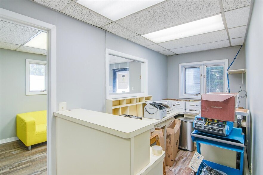 More Photos Of 383 Northfield Rd, West Orange Medical For Sale