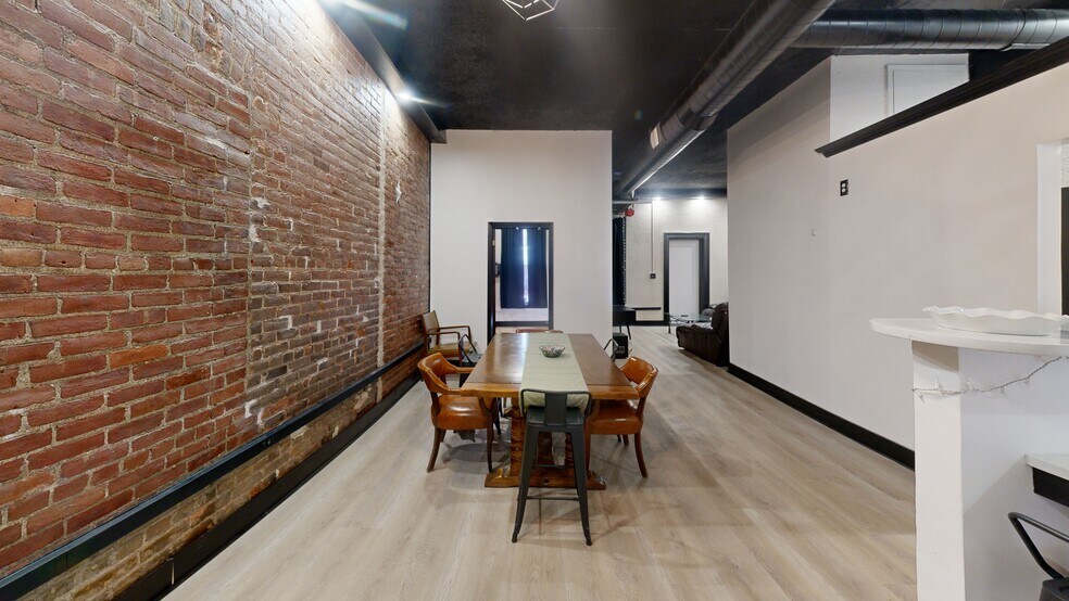 More Photos Of 136 Court St, Binghamton Apartments For Sale