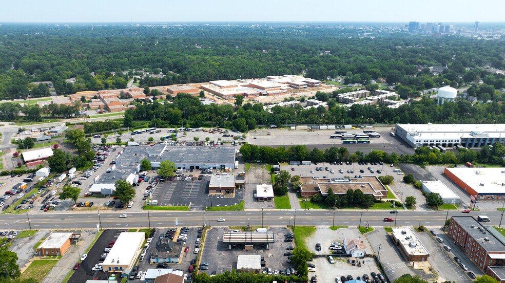 More Photos Of 150 E Belt Blvd, Richmond Service Station For Sale