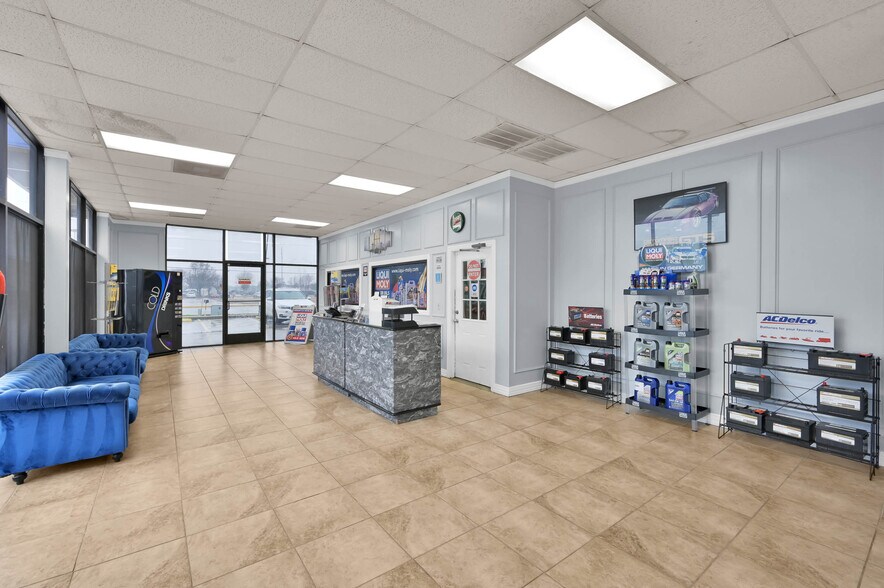 More Photos Of 3050 Farm To Market 2920 Rd, Spring Auto Repair For Sale