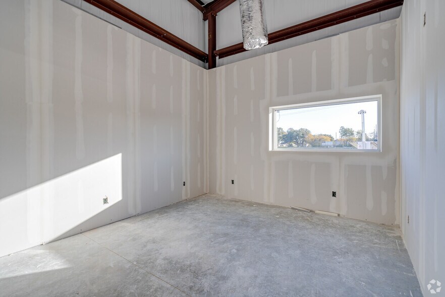 More Photos Of 5111 Spring Stuebner Rd, Spring Unknown For Sale