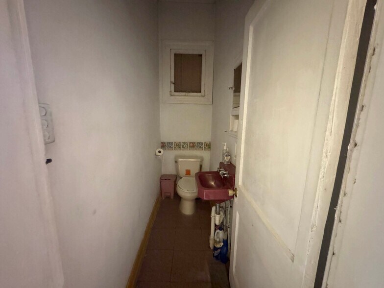 More Photos Of 443-447 E 25th St, Baltimore Storefront Retail Residential For Sale