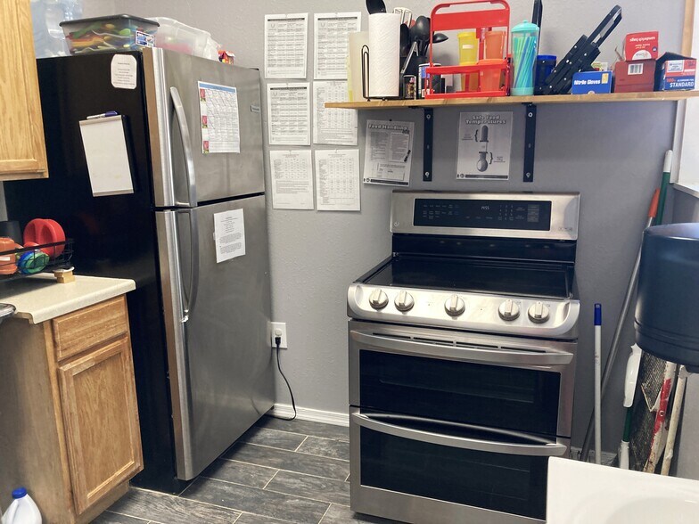 More Photos Of 112 Pine St, Greenville Schools For Sale