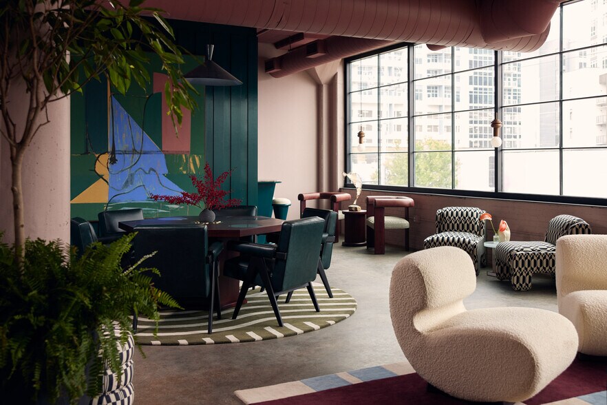 More Photos Of 700 8th Ave S, Nashville Office For Sale