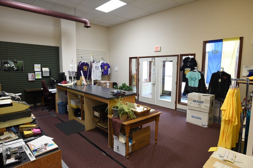 More Photos Of 316 Main Street West, Ashland Storefront Retail Office For Sale