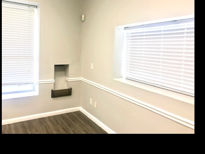 More Photos Of 13227 FM 1764 Rd, Santa Fe Office Residential For Lease