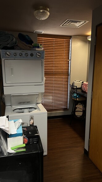 More Photos Of 615 E Oklahoma Ave, Enid Medical For Sale