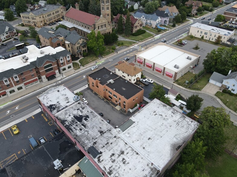 More Photos Of 757 W Main St, Rochester Multifamily For Sale