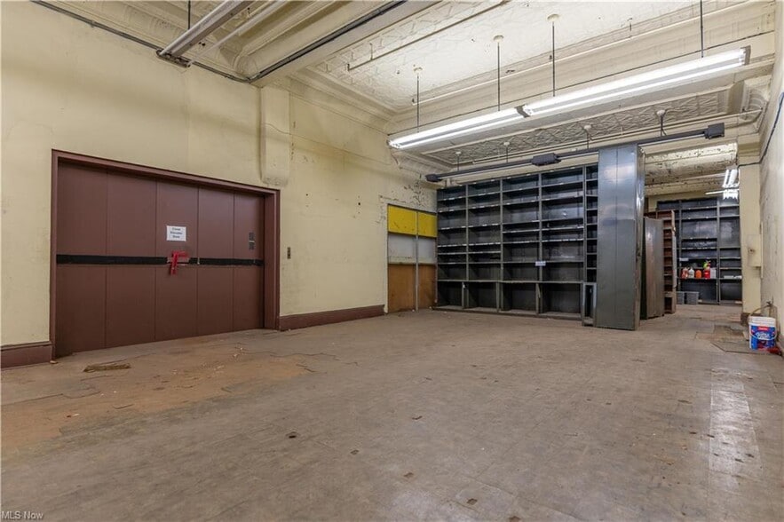 More Photos Of 314 Cherry Ave SE, Canton Warehouse For Sale