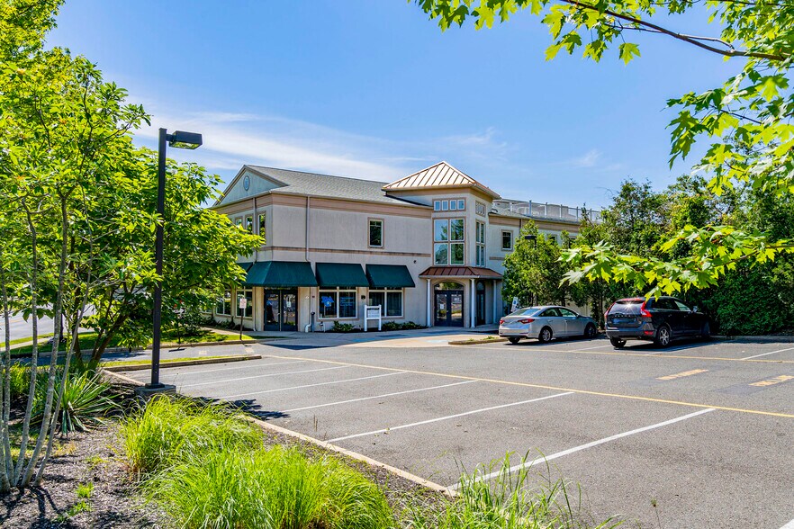 More Photos Of 807 Mantoloking Rd, Brick Office For Sale