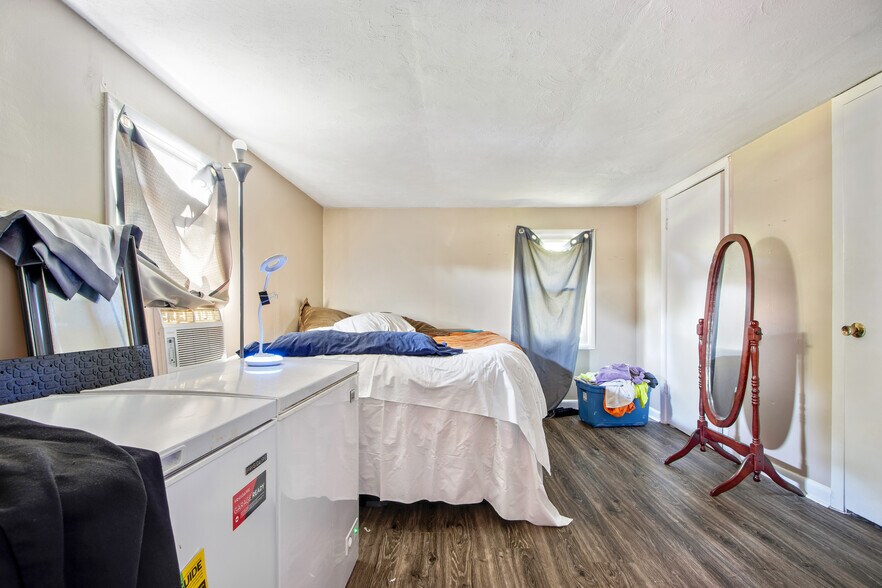 More Photos Of 6980 Nash Rd, North Tonawanda Apartments For Sale