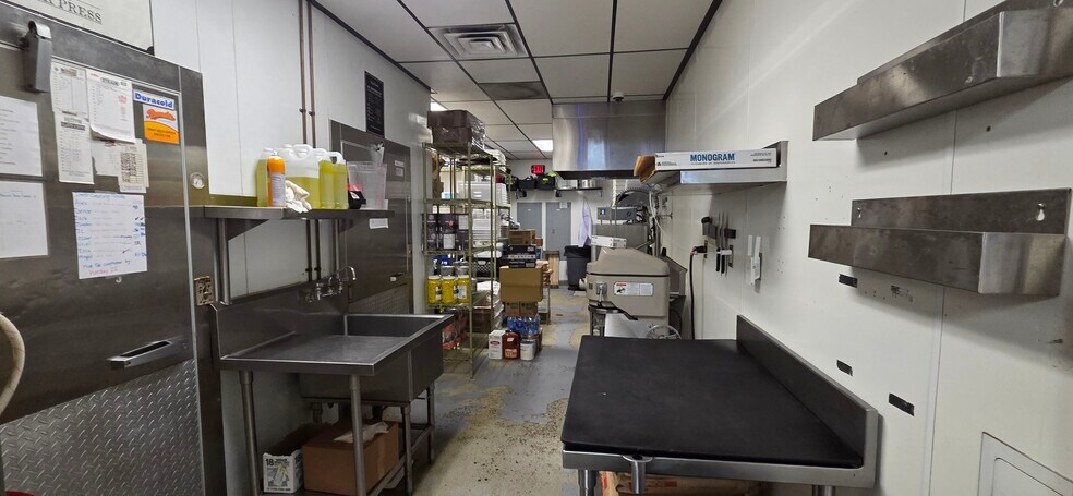 More Photos Of 155 N Glassell St, Orange Freestanding For Sale