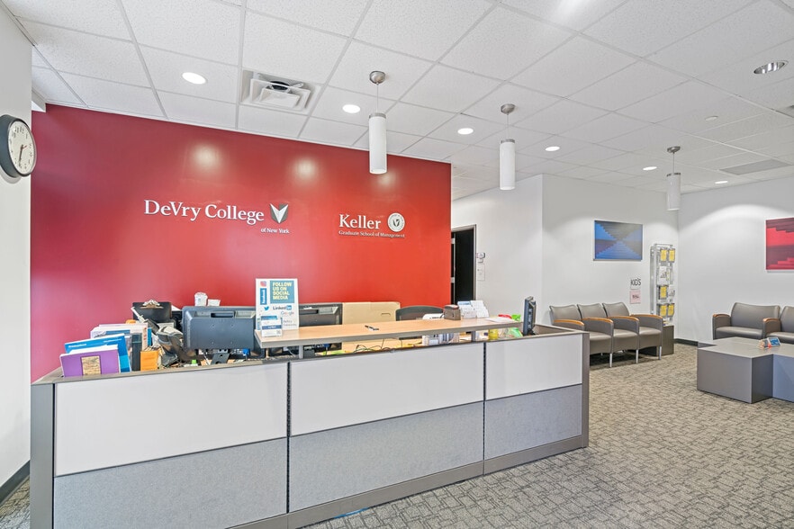 More Photos Of 99-01 Queens Blvd, Rego Park Storefront Retail Office For Lease