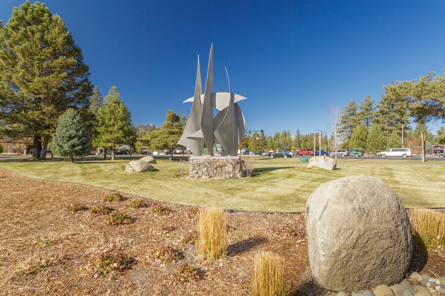 More Photos Of 2014-2062 Lake Tahoe Blvd, South Lake Tahoe Restaurant For Sale