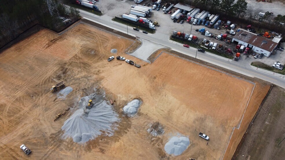 More Photos Of 3925 Flint Hill Rd, Powder Springs Contractor Storage Yard For Lease
