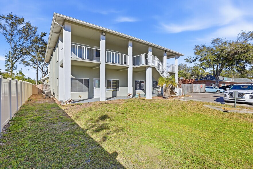 More Photos Of 12597 Walsingham Rd, Largo Office For Sale