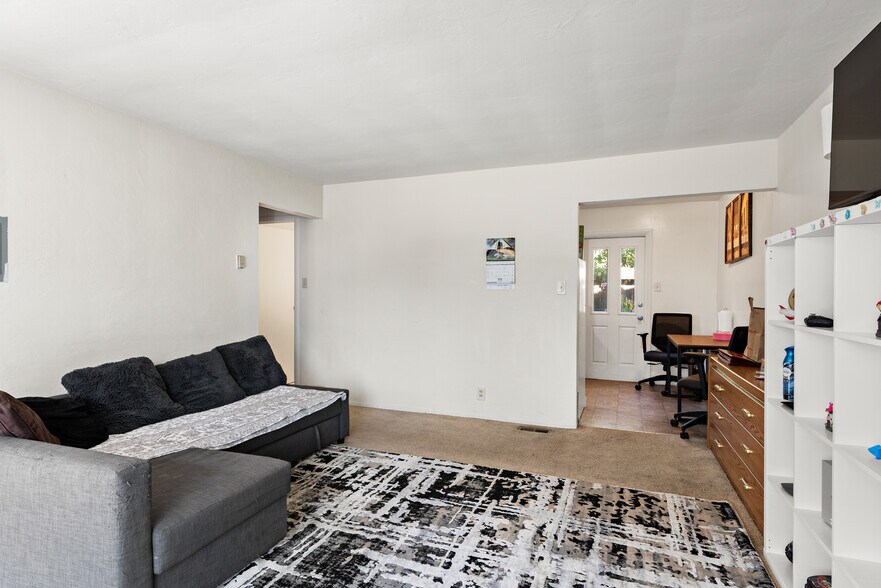 More Photos Of 45 Woodland Ave, San Rafael Apartments For Sale